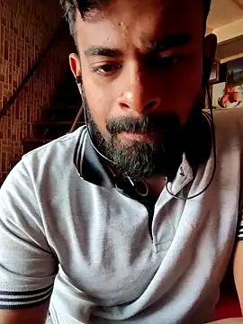 Snapshot of rayhan085 chatting on March 3, 7:28 am rayhan085 online show from March 3, 7:28 am
