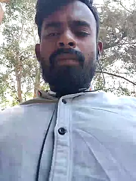 Snapshot of rayhan085 chatting on March 8, 8:40 am rayhan085 online show from March 8, 8:40 am