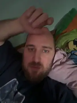 aronion123 online show from October 17, 1:04 pm