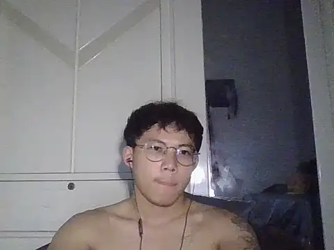 ZHIIz online show from February 28, 5:12 pm