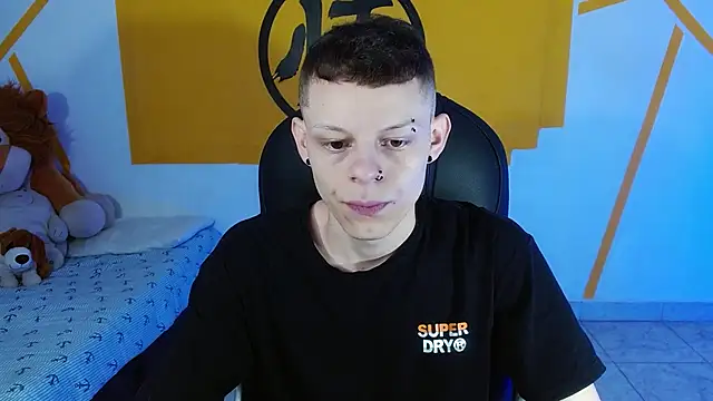 Snapshot of Matthew_Boy_ chatting on February 9, 1:03 pm Matthew Boy  online show from February 9, 1:03 pm