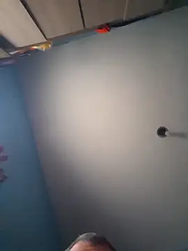 Carlossantos07 online show from March 19, 6:11 pm