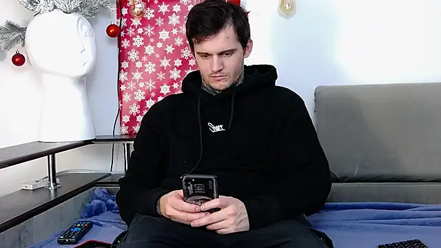 CarterCole online show from December 13, 2:05 pm