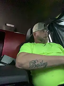 rocket8669 online show from April 7, 7:47 pm