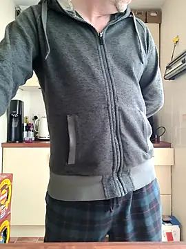 JulianJ50 online show from February 10, 10:42 am