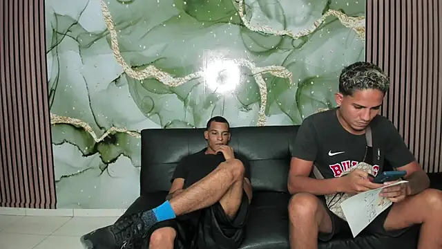 Extreme dirty paradise online show from January 15, 8:11 pm