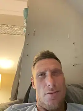 aaronmc311840 online show from October 4, 7:13 am