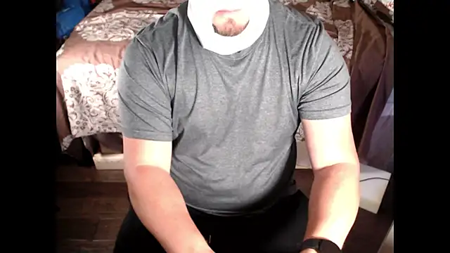 Snapshot of fatboi2slim123 chatting on December 9, 5:46 pm fatboi2slim123 online show from December 9, 5:46 pm