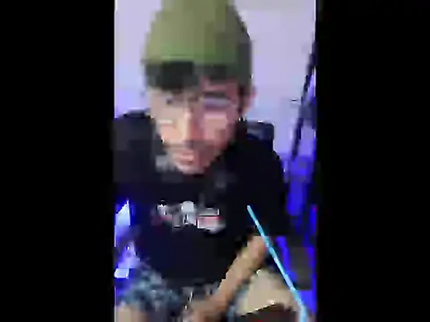 cloudyth1994 online show from January 12, 4:22 pm