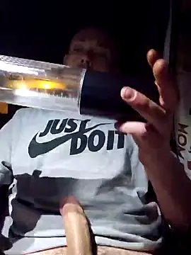 dadyyD95 online show from February 4, 4:59 am