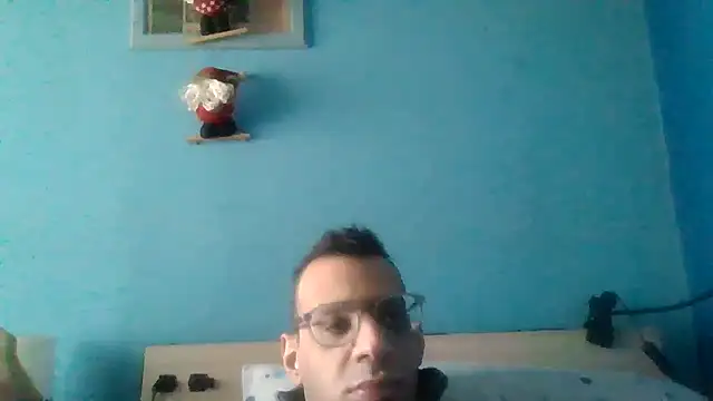 Simone 18 10  online show from December 28, 12:25 pm