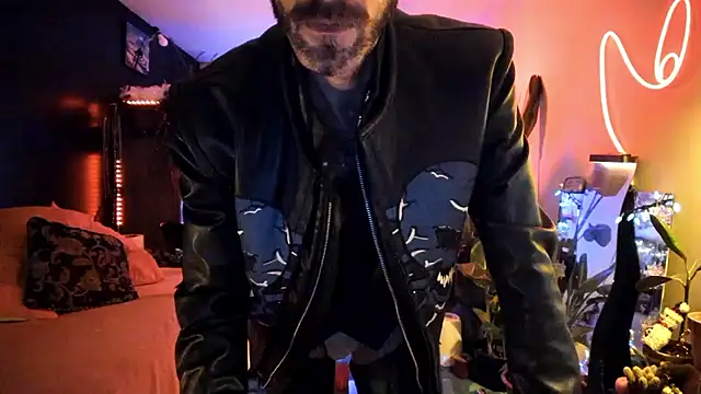 leatherz69 online show from December 22, 7:22 am