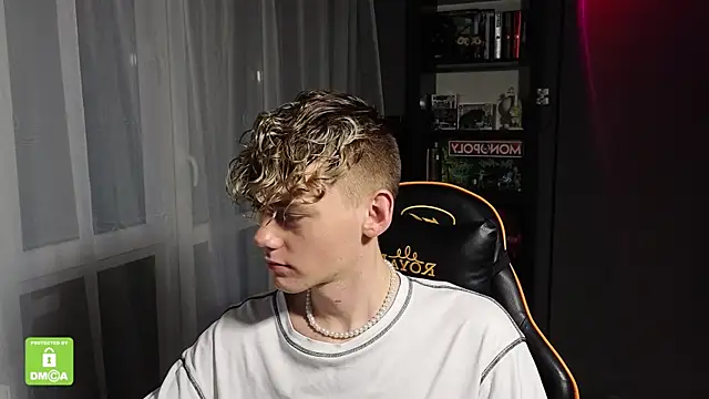 Keytaro online show from November 11, 11:32 pm