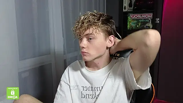 Keytaro online show from October 20, 11:19 pm