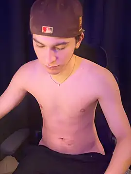 cybercosmiiic online show from February 4, 9:10 pm