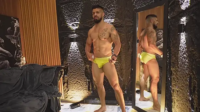 DannSaenz online show from October 11, 9:41 pm