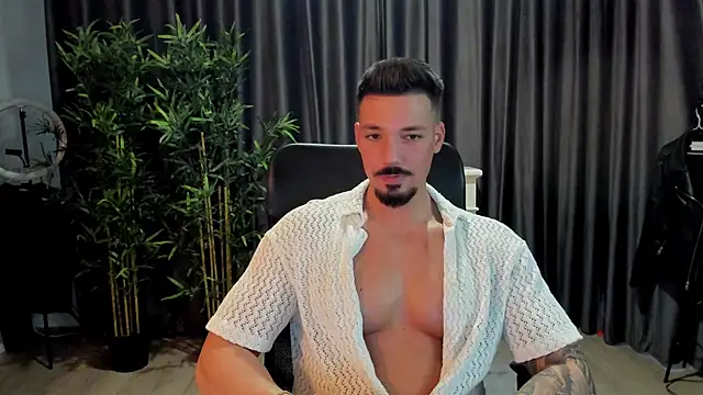Snapshot of HaydenSpearss chatting on January 3, 12:41 pm HaydenSpearss online show from January 3, 12:41 pm