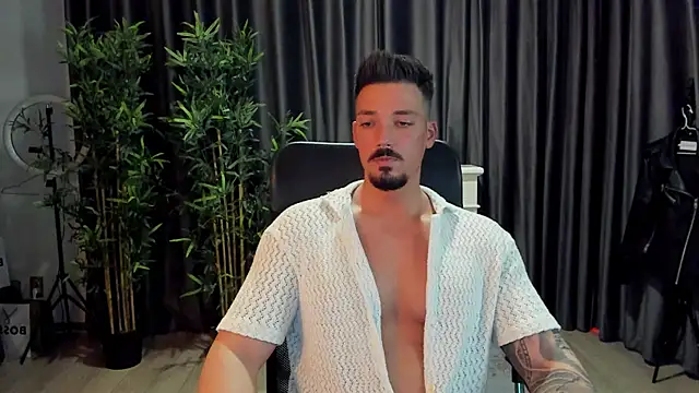 Snapshot of HaydenSpearss chatting on February 4, 3:15 pm HaydenSpearss online show from February 4, 3:15 pm