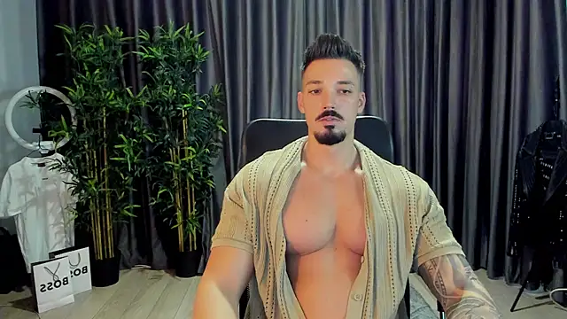 Snapshot of HaydenSpearss chatting on October 4, 7:02 am HaydenSpearss online show from October 4, 7:02 am