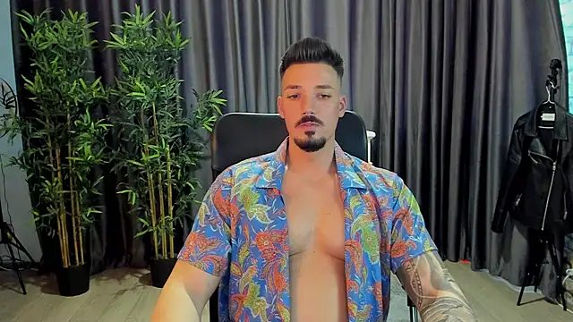 Snapshot of HaydenSpearss chatting on March 21, 1:45 pm HaydenSpearss online show from March 21, 1:45 pm