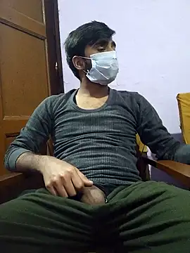 Snapshot of indian_guy-7 chatting on January 23, 8:46 am indian guy-7 online show from January 23, 8:46 am