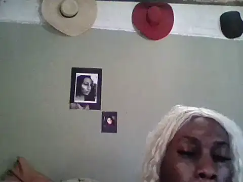 Moorella1 online show from December 13, 8:54 am