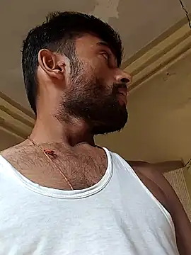 PRIYANHUxh online show from December 15, 7:38 am