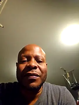 Snapshot of personalityalwayswins2 chatting on December 4, 5:49 am personalityalwayswins2 online show from December 4, 5:49 am