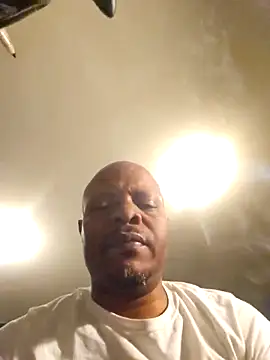 Snapshot of personalityalwayswins2 chatting on February 21, 5:13 am personalityalwayswins2 online show from February 21, 5:13 am