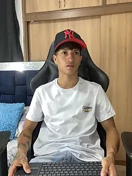  CamiloBass online show from March 5, 1:13 am