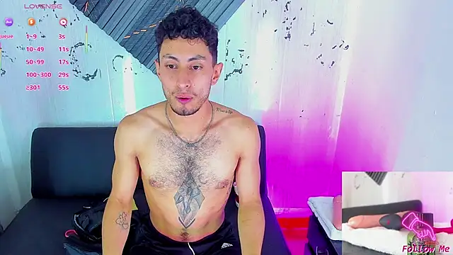 Piggy Eddy online show from November 24, 8:43 pm