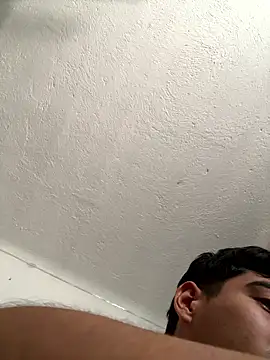 lucasssromo online show from January 10, 2:43 pm