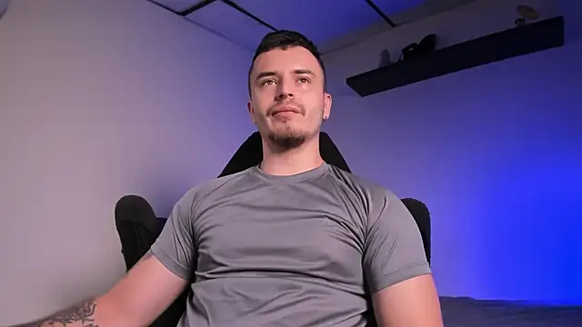 james connor2 online show from April 12, 7:15 pm