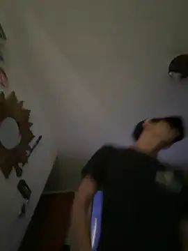 latino1986 online show from February 22, 1:22 am