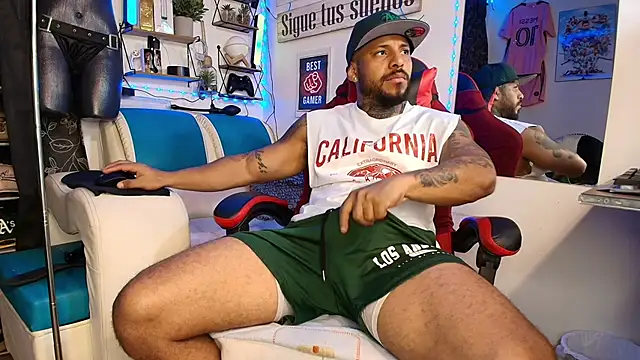 Leenar Key online show from February 25, 12:11 am