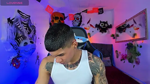 Damian latinxxx online show from October 13, 3:01 am