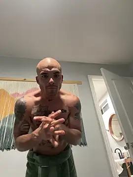 JohnnyDeep187 online show from June 4, 6:19 am