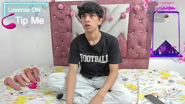 Santy carrington online show from March 4, 9:11 pm