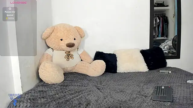 LittleParker online show from October 31, 2:20 pm