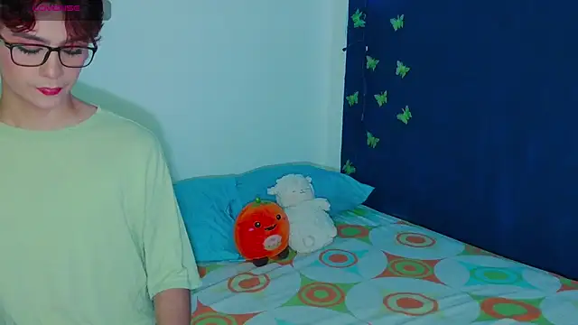 arnold laurent  online show from October 13, 2:17 am