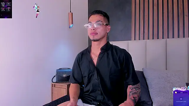 Snapshot of Ken-boy_ chatting on January 22, 2:59 am Ken-boy online show from January 22, 2:59 am