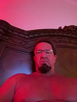 sluttydylan online show from April 13, 6:36 am