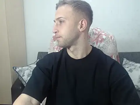 PrinceEagle online show from February 21, 6:42 pm