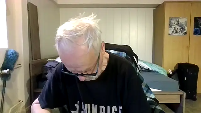 Sammy1660 online show from October 12, 3:50 pm