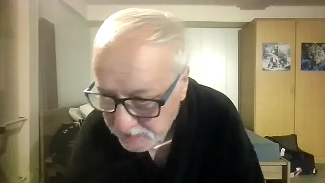 Snapshot of Sammy1660 chatting on September 24, 10:19 pm Sammy1660 online show from September 24, 10:19 pm