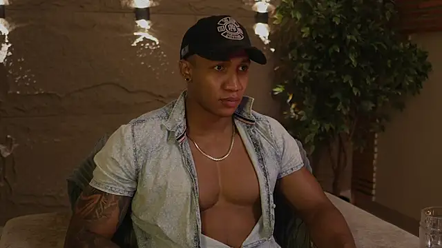 Logan Varela online show from October 10, 10:42 am