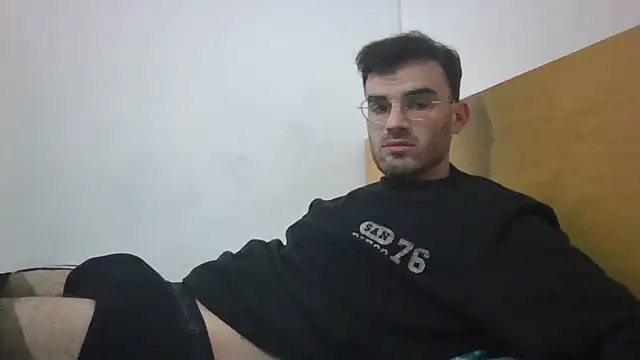 erikamavrik online show from January 13, 7:13 am