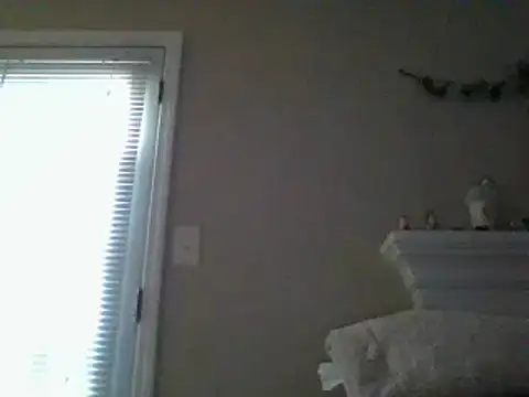 Snapshot of Hugedick0071 chatting on December 12, 6:42 pm Hugedick0071 online show from December 12, 6:42 pm