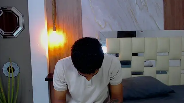 dominic smith  online show from March 23, 12:15 am