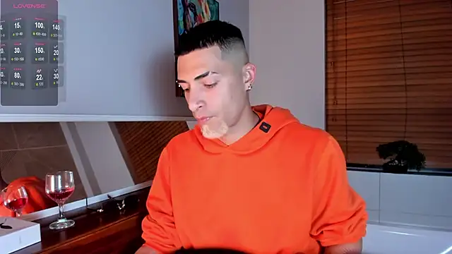 DrakeNeumann online show from October 10, 3:44 am